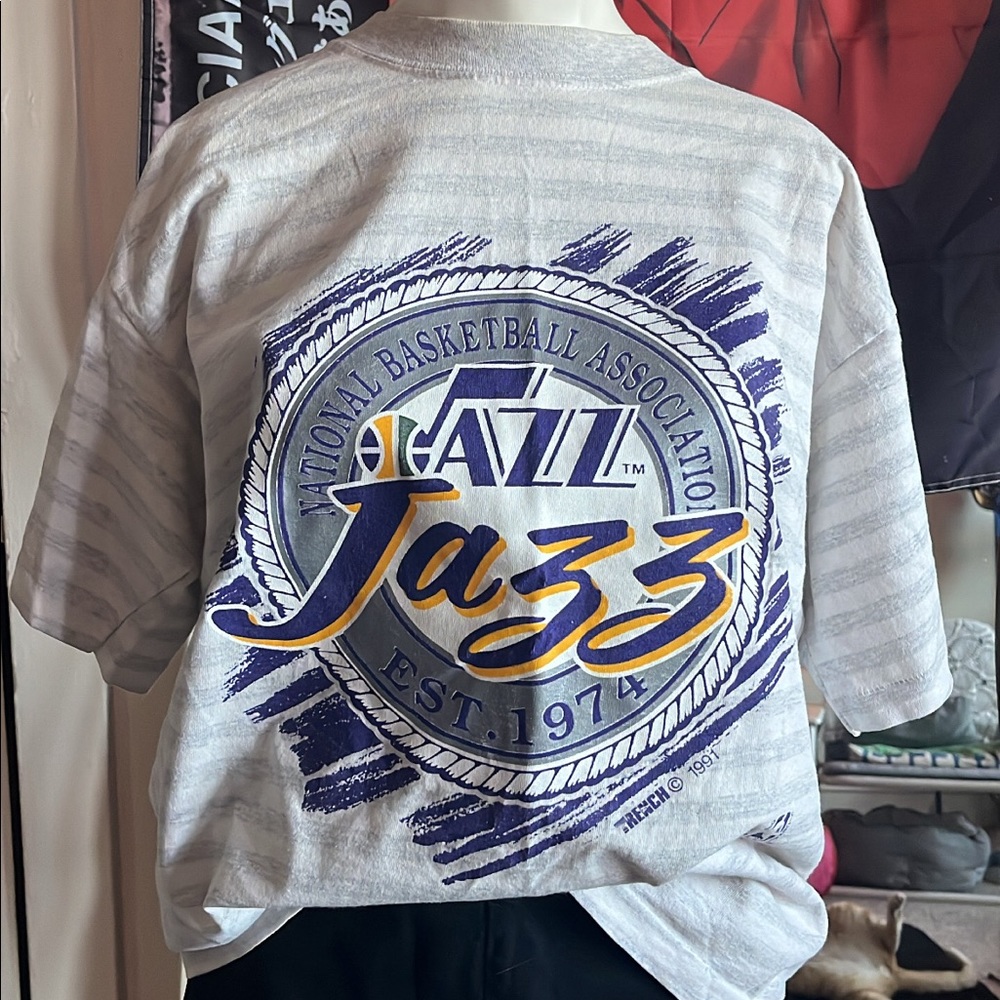 Vintage NBA jazz tee